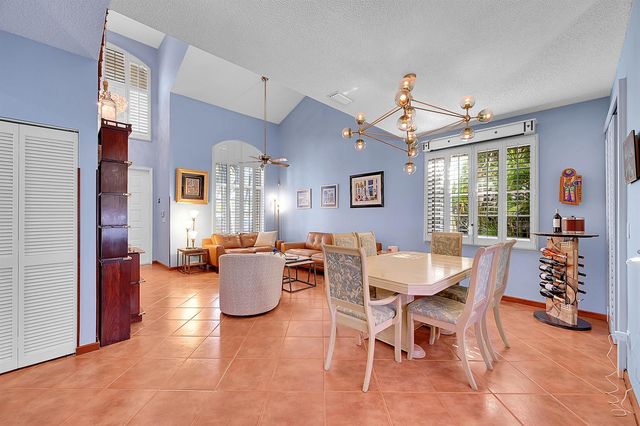 2922 Port Royale Lane S, Fort Lauderdale, FL 33308