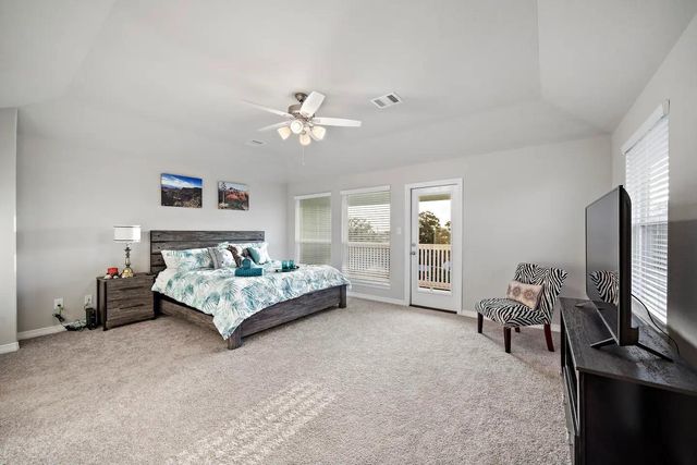 714 Lee Street, La Porte, TX 77571