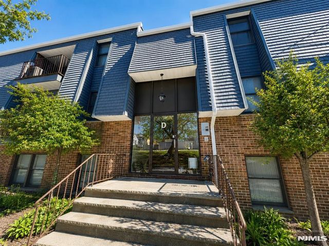 700 Schuyler Avenue D14, Kearny, NJ 07032
