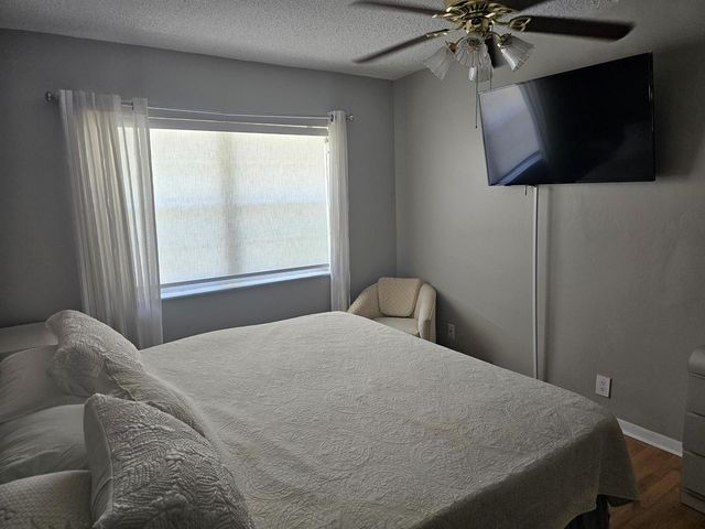 2475 W Golf Boulevard 243, Pompano Beach, FL 33064
