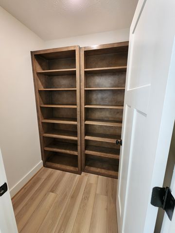 125 Acorn Ln, Hartsville, TN 37074