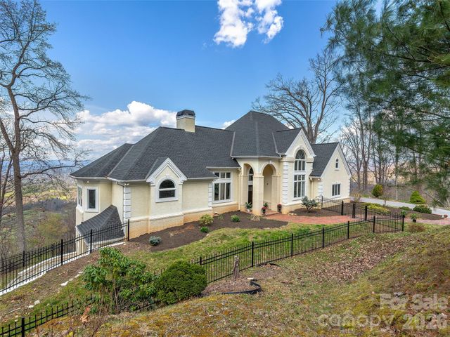 33 Elk Ridge Drive, Asheville, NC 28804