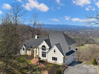 33 Elk Ridge Drive, Asheville, NC 28804
