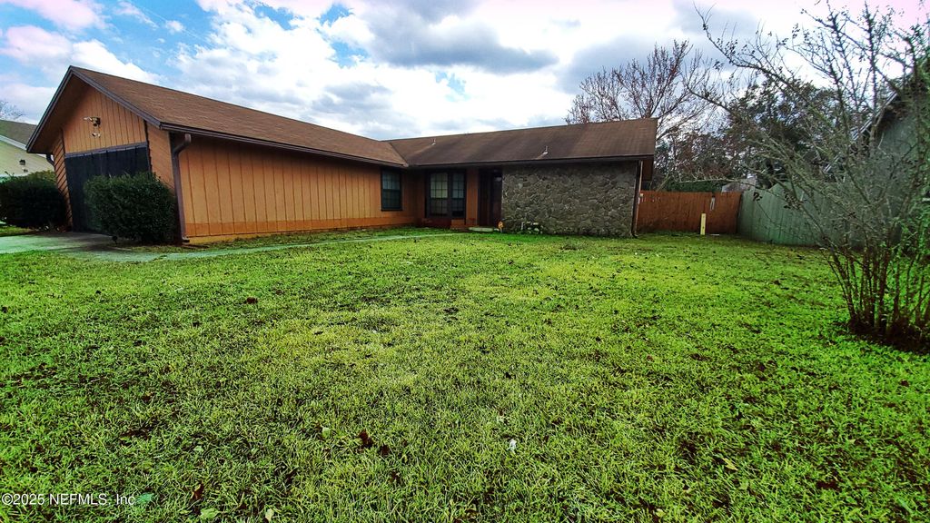 807 ELMWOOD Street, Orange Park, FL 32065