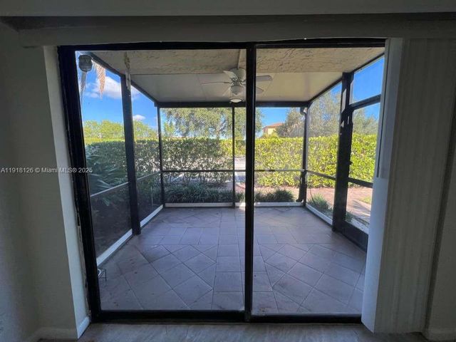 721 SE 1st Way B18, Deerfield Beach, FL 33441