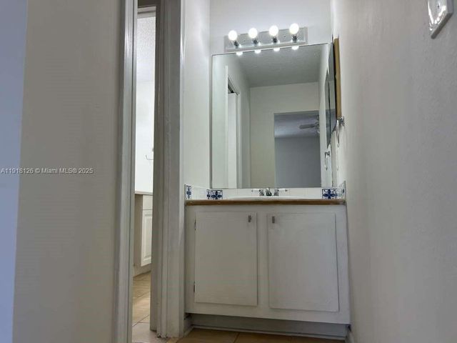 721 SE 1st Way B18, Deerfield Beach, FL 33441