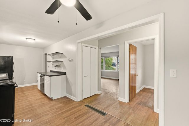 6709 Morocco Dr, Louisville, KY 40214