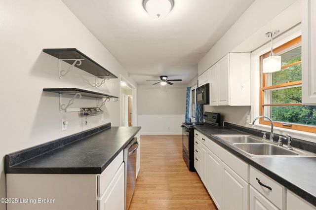 6709 Morocco Dr, Louisville, KY 40214