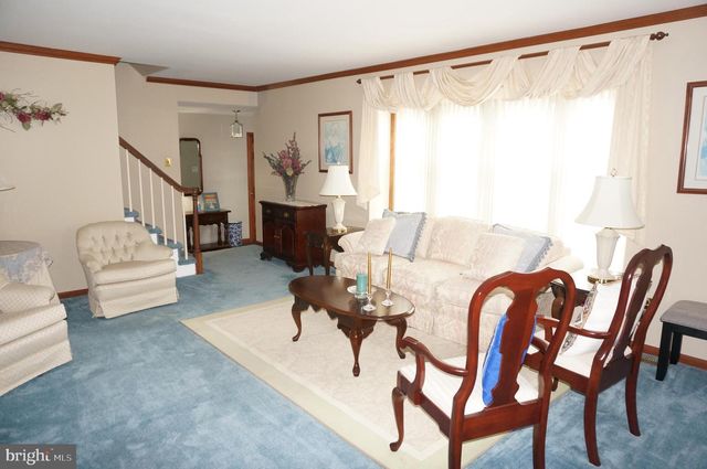 123 SHELLY LN, Delran, NJ 08075