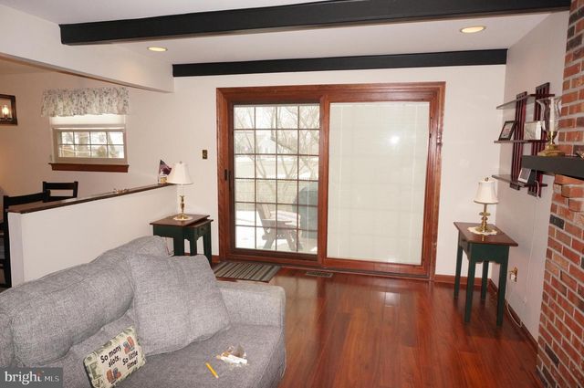 123 SHELLY LN, Delran, NJ 08075