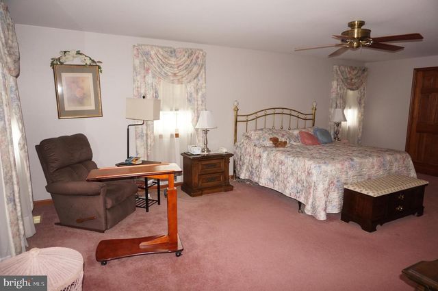 123 SHELLY LN, Delran, NJ 08075