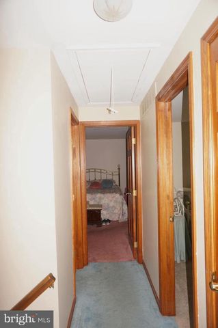 123 SHELLY LN, Delran, NJ 08075