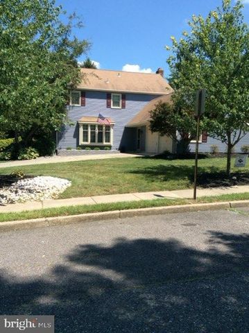 123 SHELLY LN, Delran, NJ 08075
