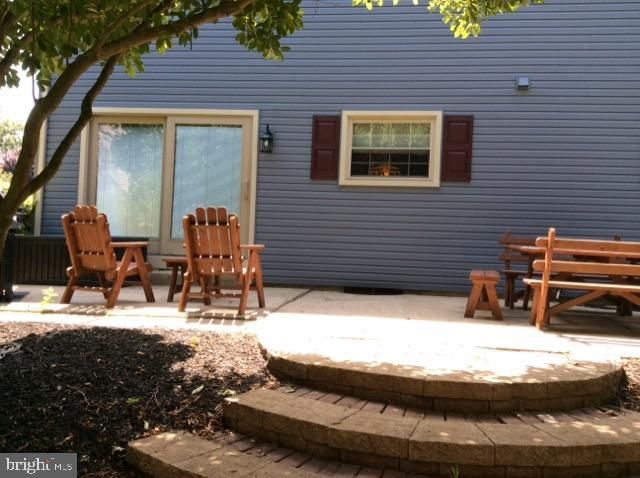 123 SHELLY LN, Delran, NJ 08075