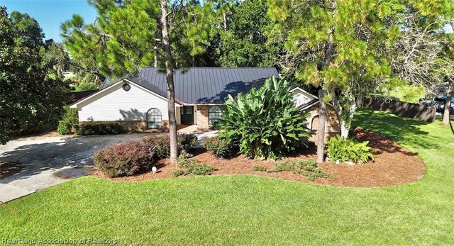 2425 Country Club Road, Sebring, FL 33872