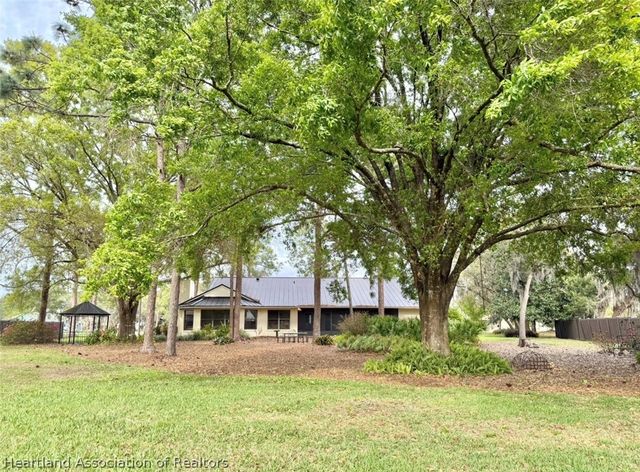 2425 Country Club Road, Sebring, FL 33872