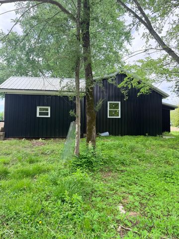 2562 S County Road 60 SW, Greensburg, IN 47240