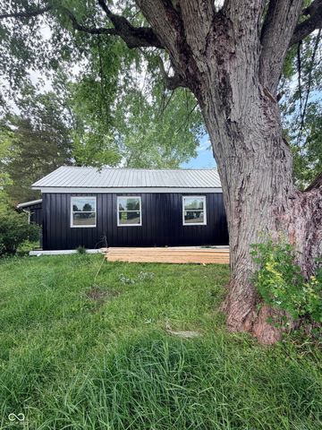 2562 S County Road 60 SW, Greensburg, IN 47240