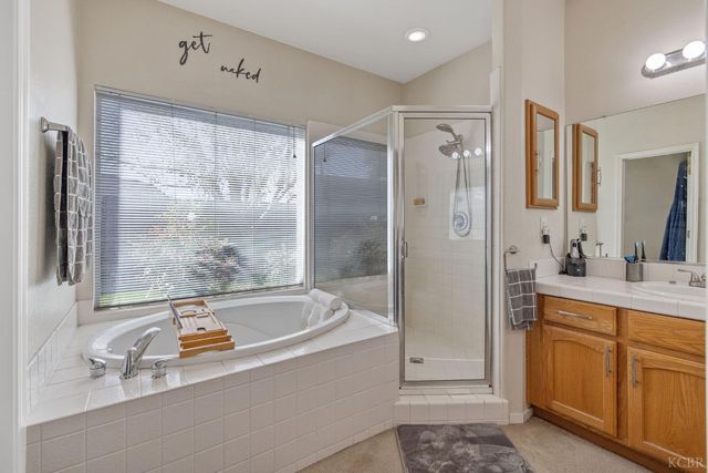 1587 Persimmon Street, Lemoore, CA 93245