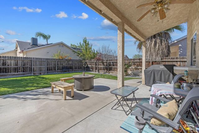 1587 Persimmon Street, Lemoore, CA 93245
