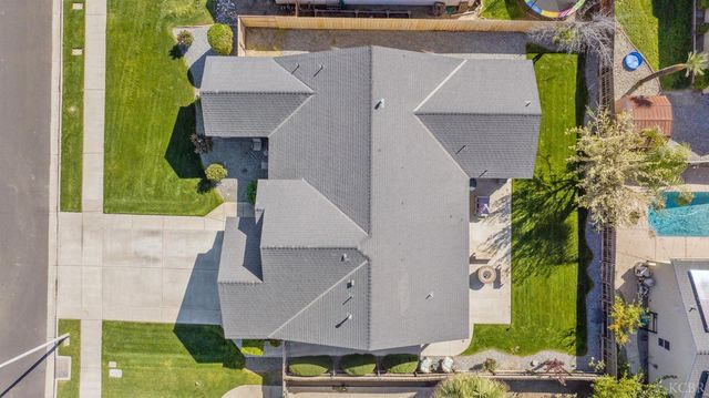 1587 Persimmon Street, Lemoore, CA 93245