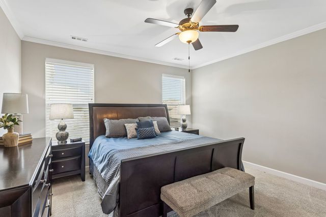 2607 Bramblewood Ln, Thompsons Station, TN 37179