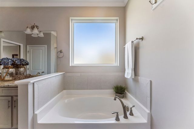 2607 Bramblewood Ln, Thompsons Station, TN 37179