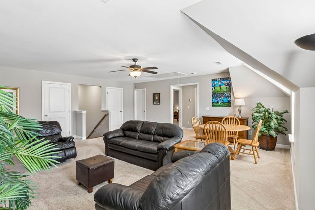 2607 Bramblewood Ln, Thompsons Station, TN 37179