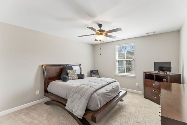 2607 Bramblewood Ln, Thompsons Station, TN 37179