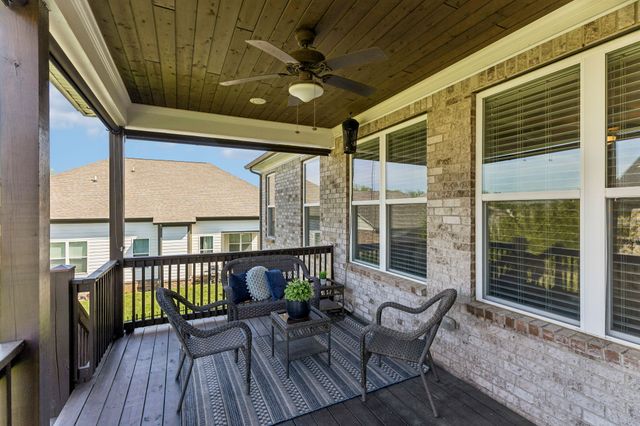 2607 Bramblewood Ln, Thompsons Station, TN 37179