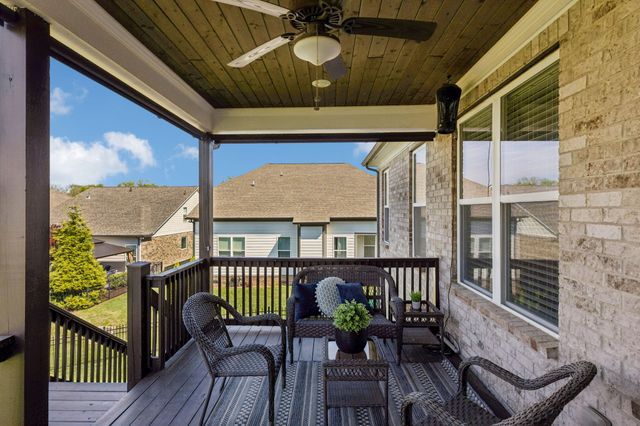 2607 Bramblewood Ln, Thompsons Station, TN 37179