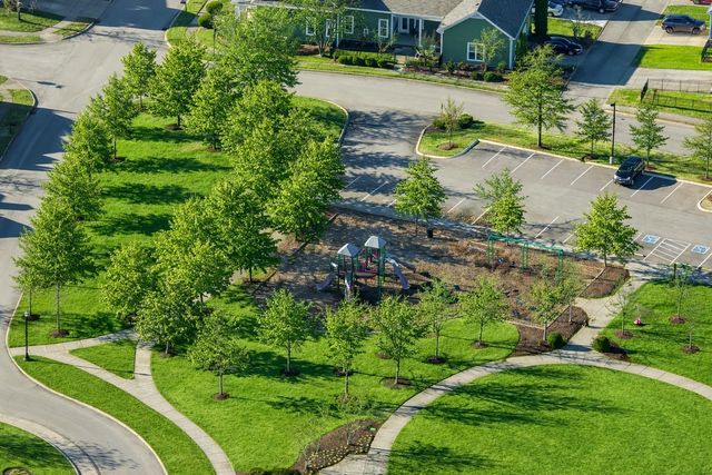 2607 Bramblewood Ln, Thompsons Station, TN 37179