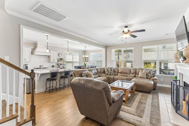 2607 Bramblewood Ln, Thompsons Station, TN 37179