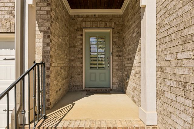 2607 Bramblewood Ln, Thompsons Station, TN 37179