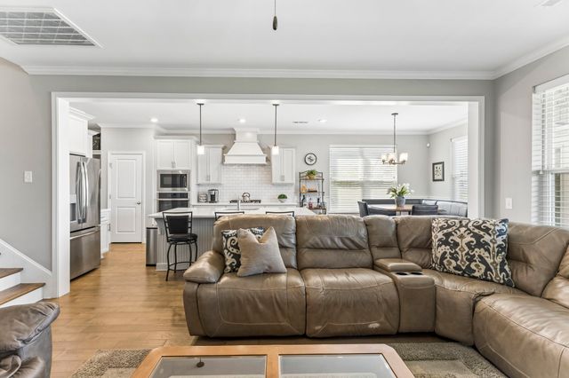 2607 Bramblewood Ln, Thompsons Station, TN 37179