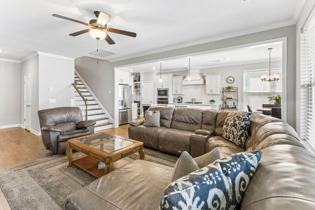 2607 Bramblewood Ln, Thompsons Station, TN 37179