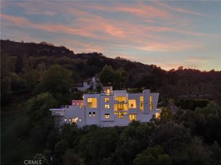 3596 Woodhill Canyon, Studio City, CA 91604