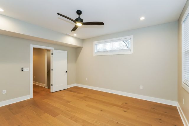 2142 Oakland St, Nashville, TN 37210