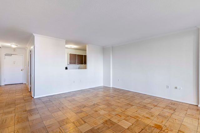 9 Hawthorne Place 7G, Boston, MA 02114