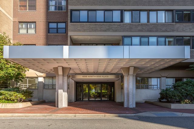 9 Hawthorne Place 7G, Boston, MA 02114