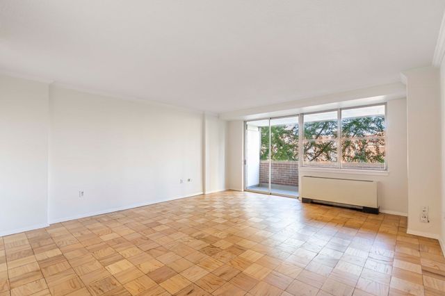9 Hawthorne Place 7G, Boston, MA 02114