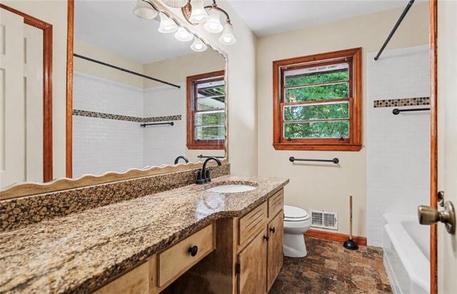 14 N Poplar Street, Fairburn, GA 30213