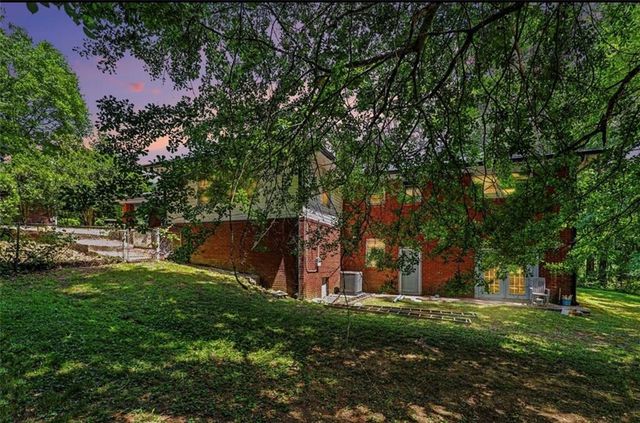 14 N Poplar Street, Fairburn, GA 30213