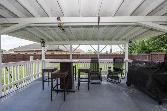 7802 Singletree Place, Fort Wayne, IN 46825