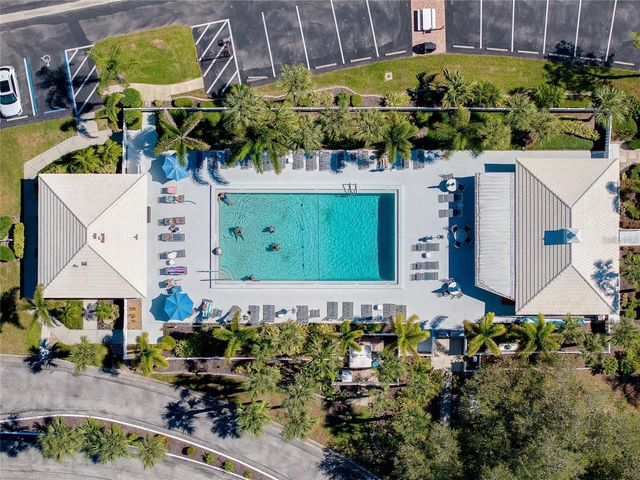 433 CERROMAR LANE 440, Venice, FL 34293