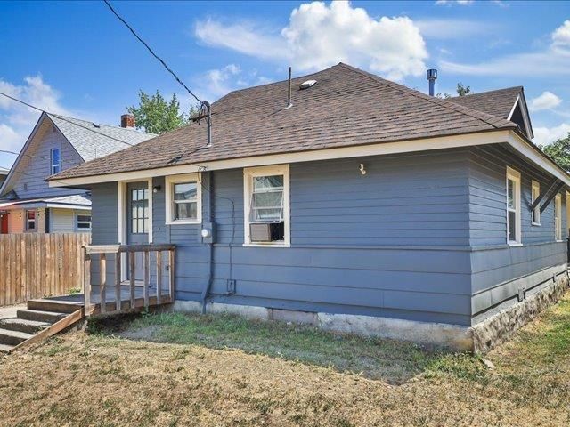 1718 W Shannon Ave, Spokane, WA 99205