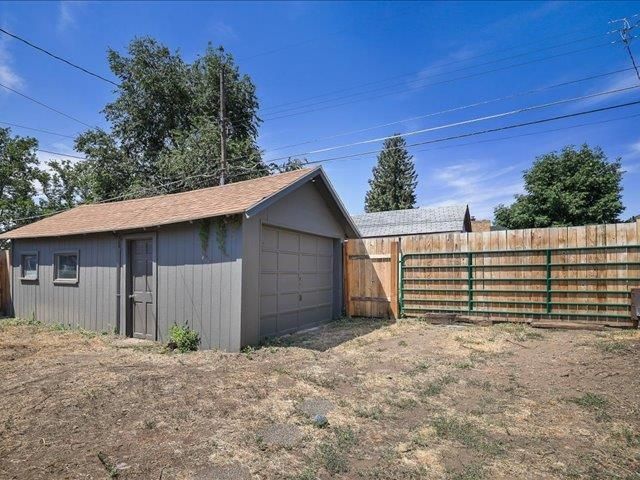 1718 W Shannon Ave, Spokane, WA 99205