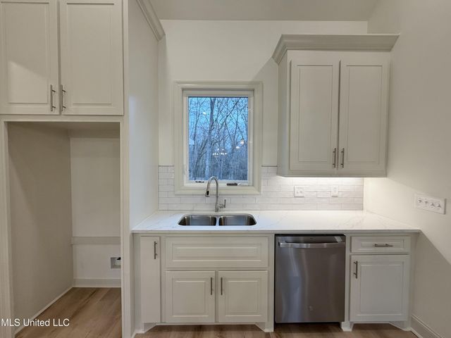 933 Mullican Road, Florence, MS 39073