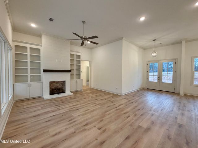 933 Mullican Road, Florence, MS 39073