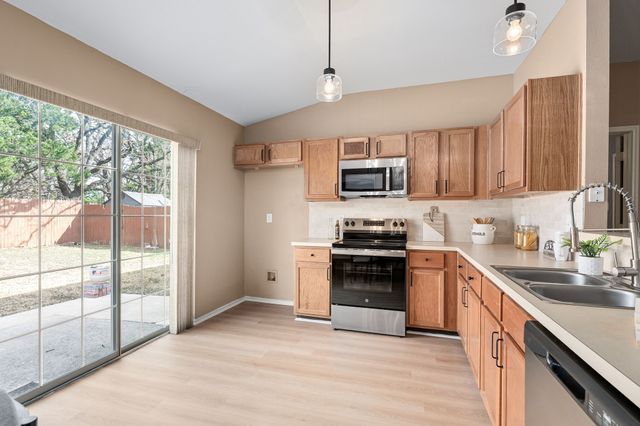 15623 Danson Drive, Dallas, TX 75253